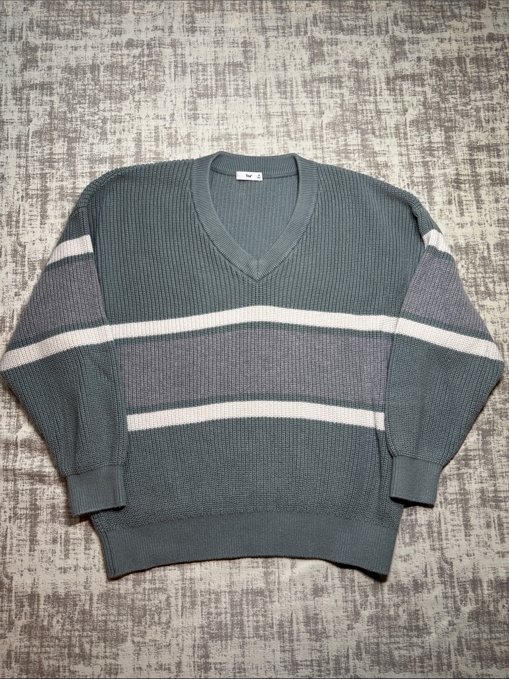 TNA Women’s V-Neck Striped Sweater in Slate Green, Gray & Cream sz M 24X23PTP
